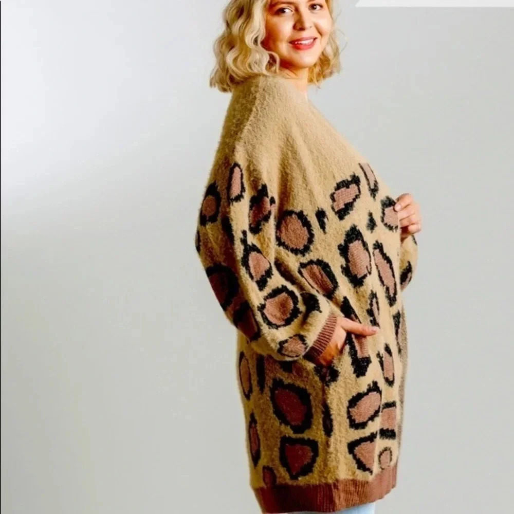 NWT umgee Boutique Soft leopard Animal Print Cardigan Sweater casual boho layer